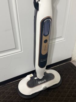 Shark Steam & Scrub Steam Mop