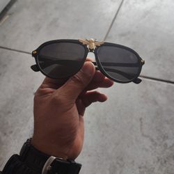 Like New Gucci Bumblebee Glasses 100