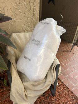 Large 18” x 30” Bag of Poly-Fill Stuffing – (Hollywood, Florida)