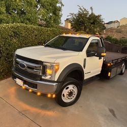 Tow Truck 2019 Ford F550 Super Duty With Very Low Mileage 140,000 Miles Six New Tires. Ac Cold Detail Inside Outside Very Clean No Problem. Perfect