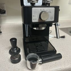 De’Longhi EC155 Espresso and Cappuccino Maker