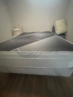 Full Mattress Medium firmness