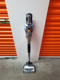 Shark Vertex Ultra stick vacuum,