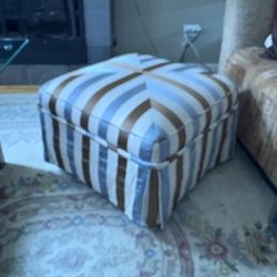 O.B.O! Roller Ottoman (Local Pick Up Only 60637)