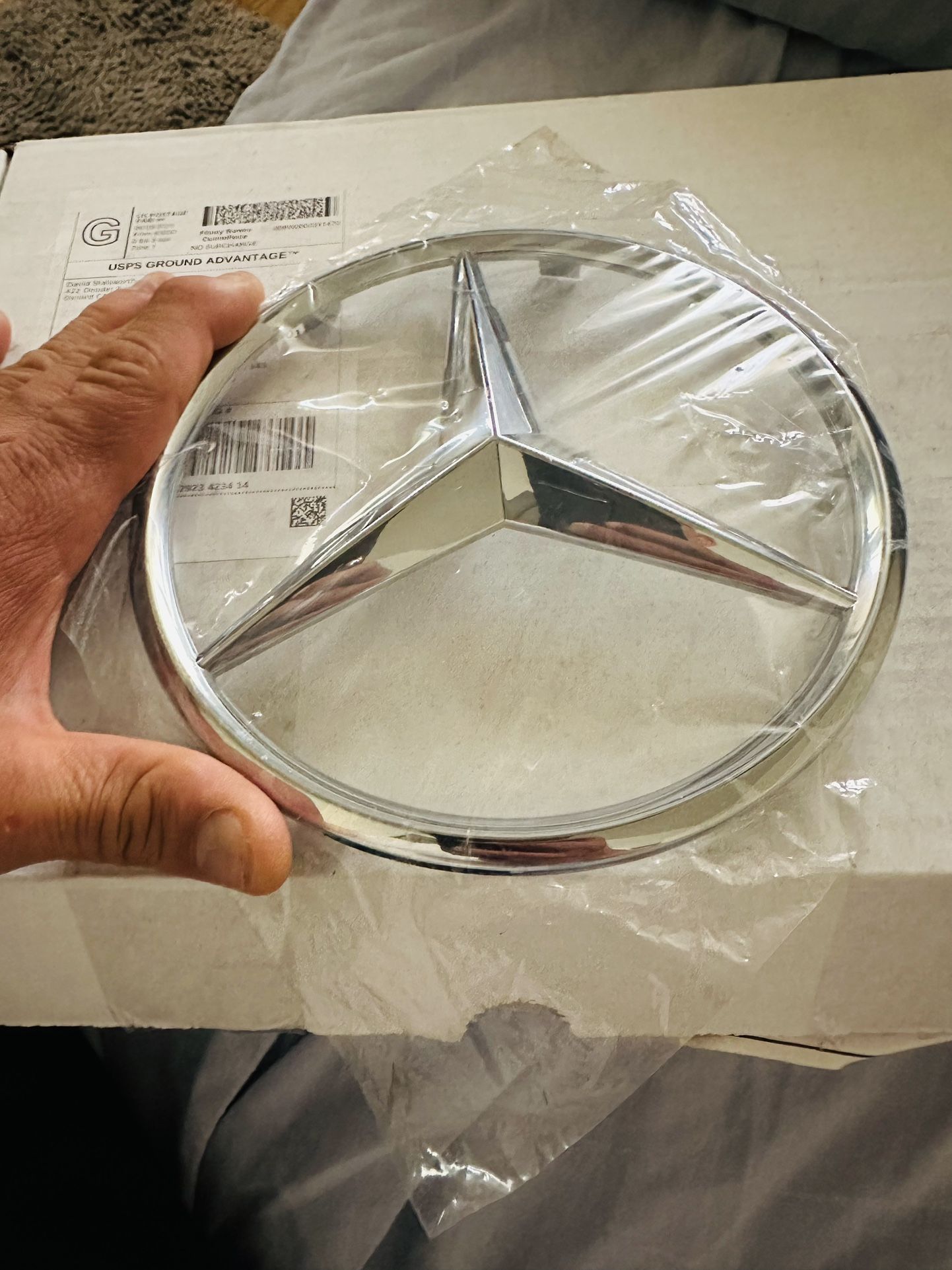 Mercedes-Benz Emblem