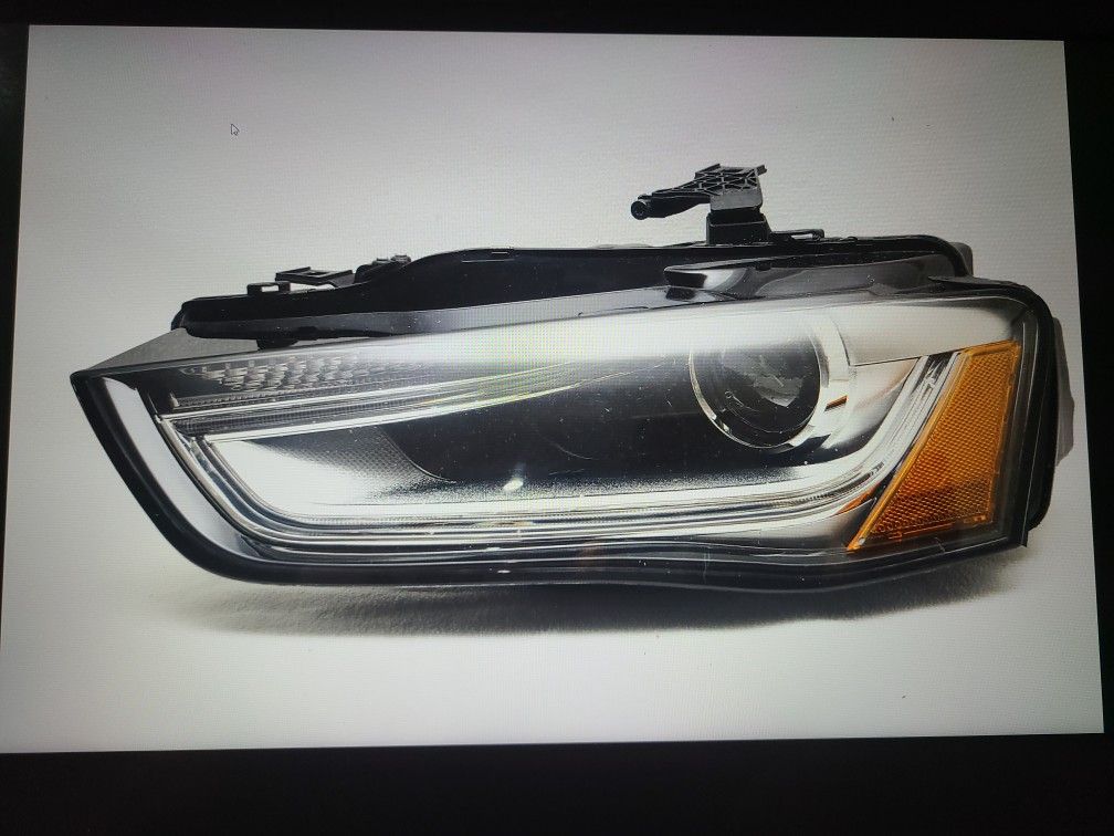 2013 2016 Audi A4 S4 Left HID Headlight TYC