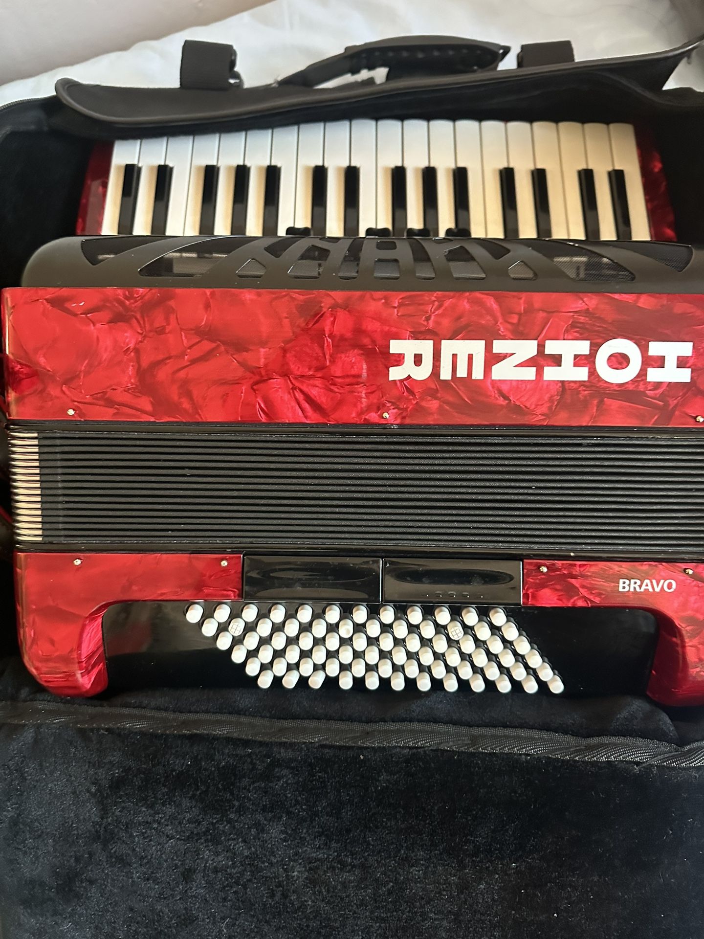 Hohner Bravo III