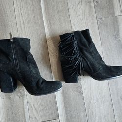 VIA SPIGA black genuine suede frilled heels heeled zippered boots with frills