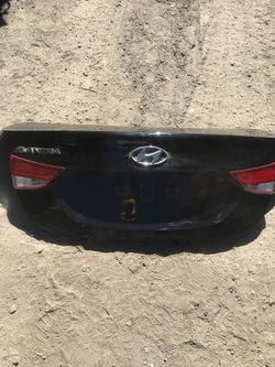Trunk hyundai elantra