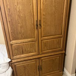 3 Piece Entertainment Sectional Oak , Need Gone By The Weekend!