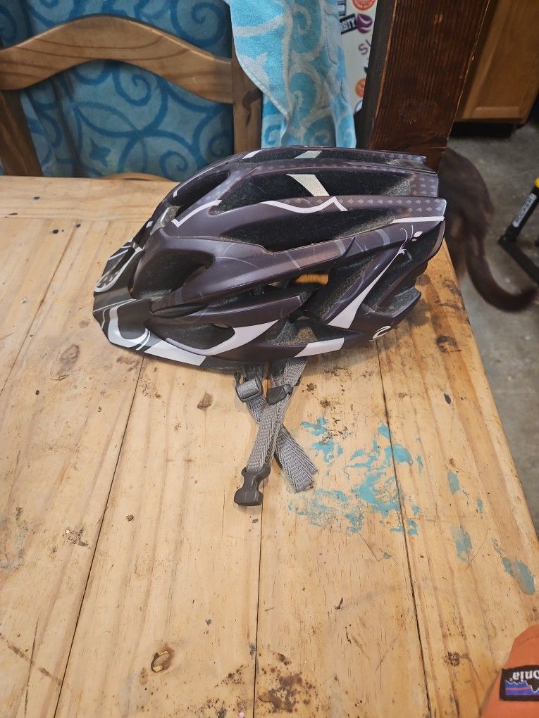 Cannondale Adult Bike Helmet
