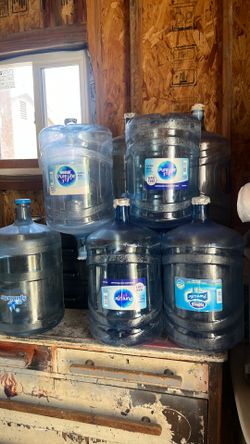 5 gal water bottles