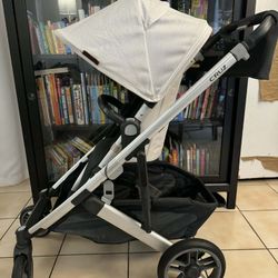 Uppababy Cruz V2 stroller 