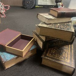 Decorative Book With Storage 