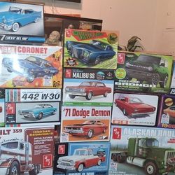 Model Kits--Star Wars,Star Trek,GunDam, Classic Cars