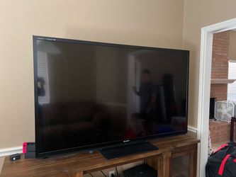 70” Sharp 3D TV