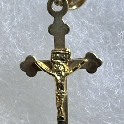14K Solid Gold Crucifix Pendant – 1.2 grams