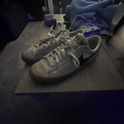 NIKE BLAZER GT V2 ( Skating Shoes ) 