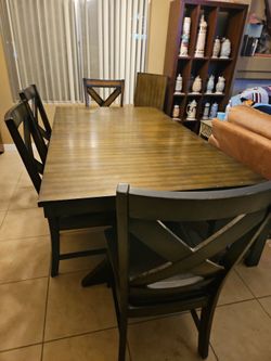 Dinning table