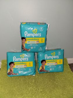 3 pack 26 diapers #3 Swaddlers