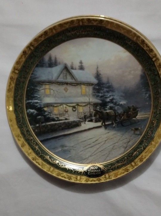 THOMAS KINKADE PORCELAIN PLATES SET OF 2 - VICTORIAN CHRISTMAS 9"