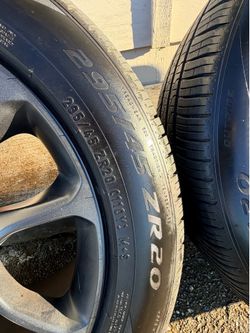 Dodge  Durango Rims and Tires