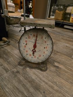 Vintage Scale Home Decor Farm