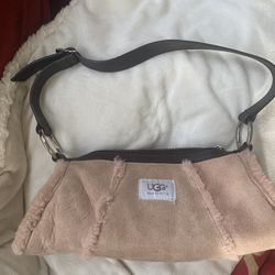 Small Pink Authentic UGG Purse 👛 
