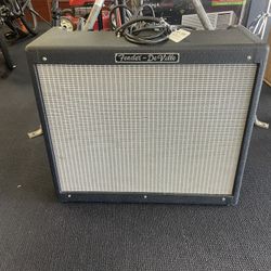 FENDER GUITAR AMP DEVILLE 212