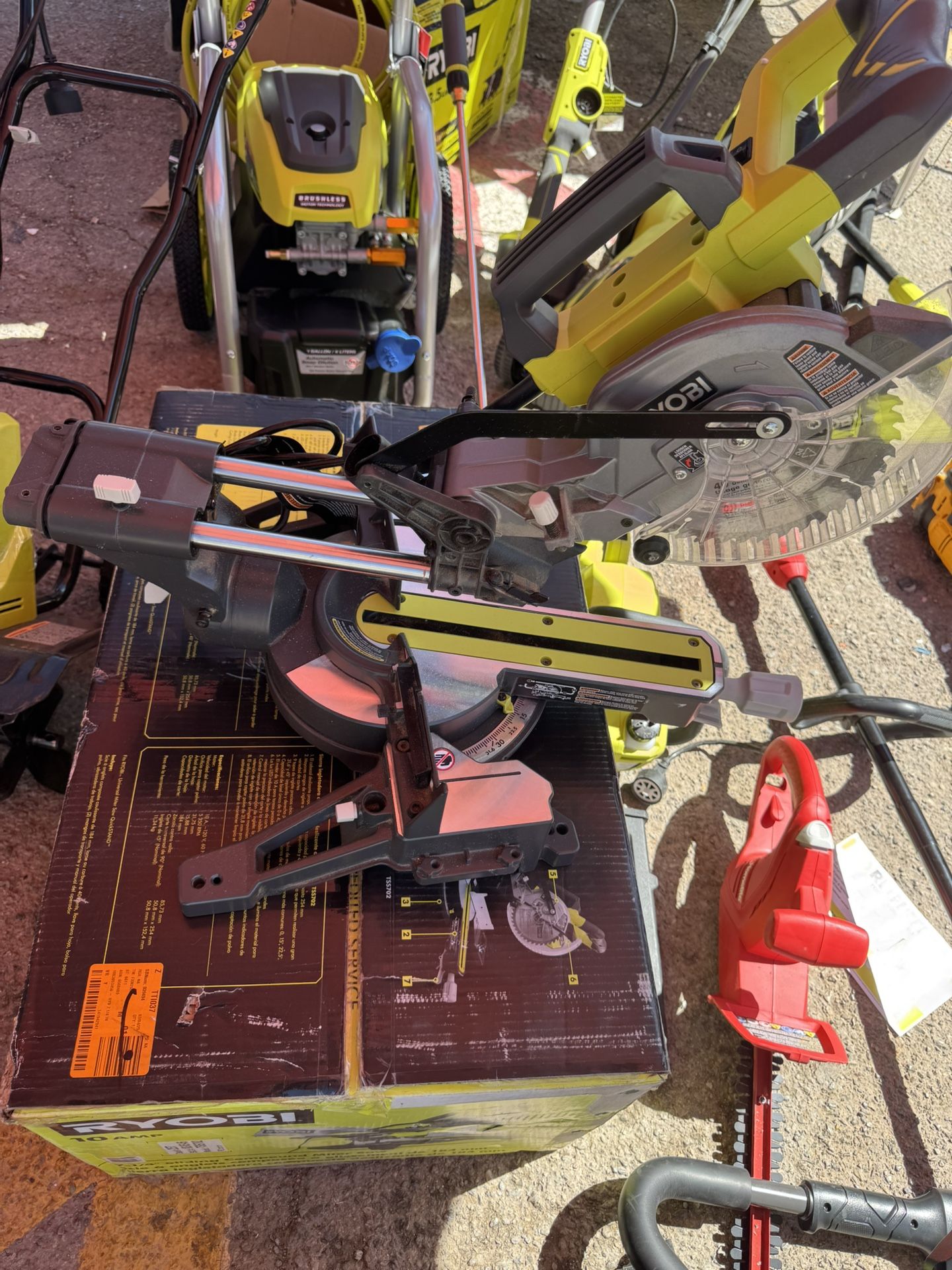 Ryobi Sliding Miter Saw 7-1/4