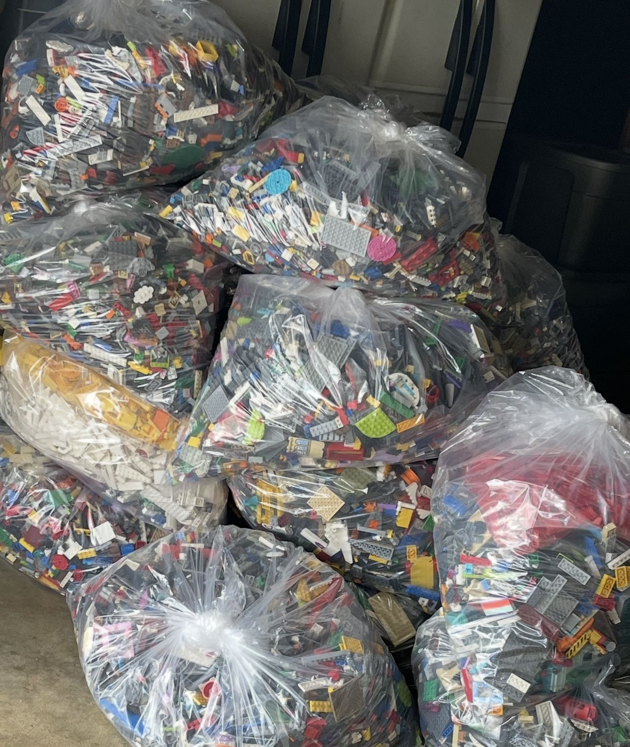 Legos 10 Pound Bags Is Mixed Random Lego