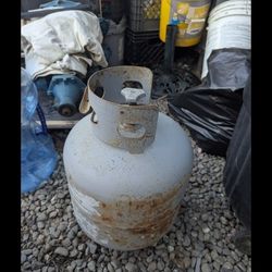 FULL BBQ SIZE PROPANE TANK 