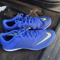 NIKE RUNNING SNEAKERS SIZE 13 MENS