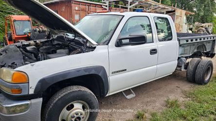 2006 GMC Sierra 3500 Classic