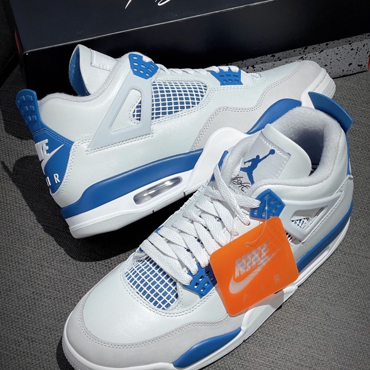 Jordan 4 Retro Military Blue