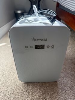 AstroAI Mini Portable Cooler