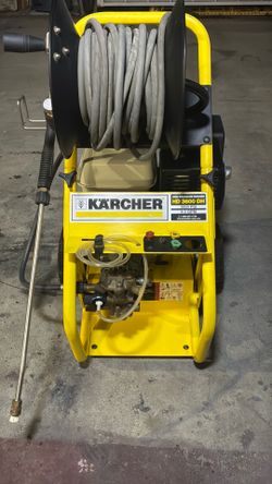 KARCHER  HIGH PRESSURE WASHER