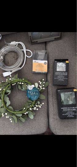 Holiday Decor Bundle – Garlands, Lights & Wreath