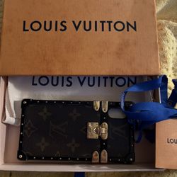 Authentic LV iPhone 10 Trunk Case