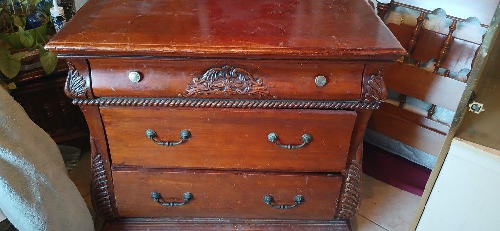 3 Drawer Dresser