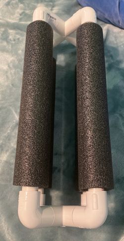 Cup cradle for applying vinyl