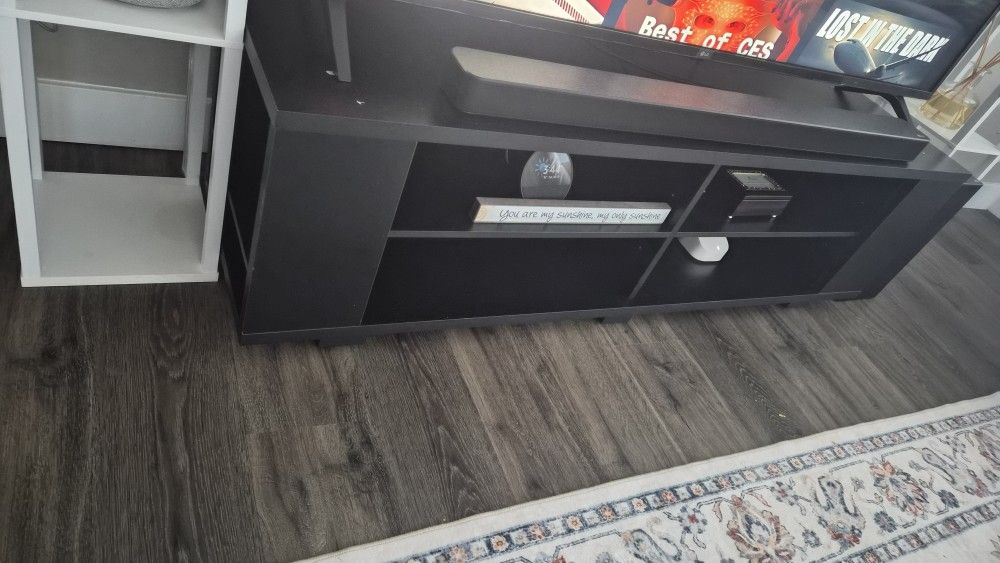 TV console for upto 65" TV