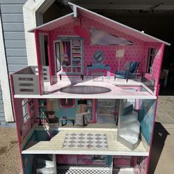 American Girl Dollhouse 