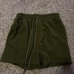 dark green basketball shorts 
