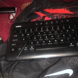 Belkin Keyboard For iPhone And iPads 