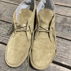 Men’s Size 10.5 Shoes