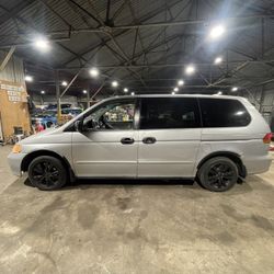 2002 Honda Minivan 