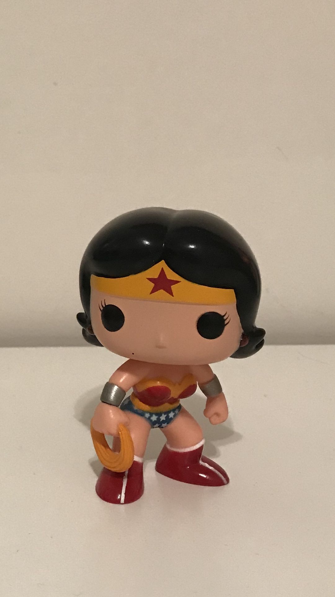 Funko POP DC Universe Wonder Woman Figure