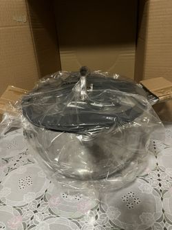 Princess House/  7.5 Qt Straining Casserole 