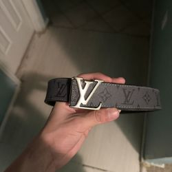 Men’s Louis Vuitton Belt – Authentic, No Box